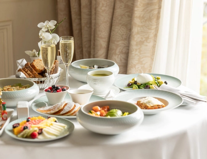 00-room-service-gastronomia-hotel-majestic.jpg