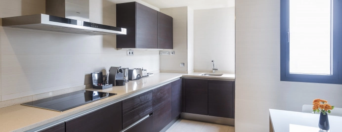 06-hotel-majestic-habitacion-apartamento-eixample-kitchen.jpg