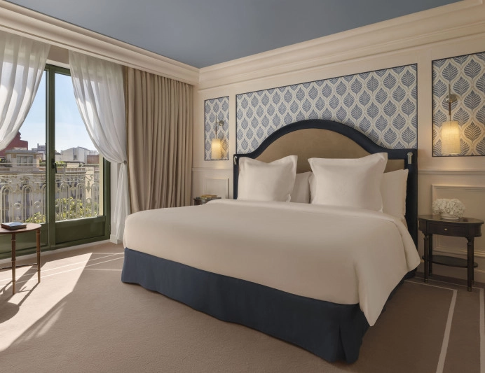 200-slider-deluxe-passeig-gracia-room-majestic-new.jpg