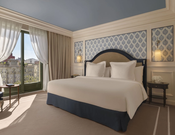 200-slider-deluxe-passeig-gracia-room-majestic.jpg