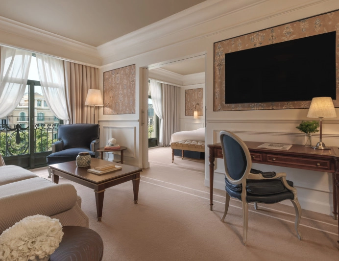 300-slider-new-one-bedroom-suite-majestic.jpg