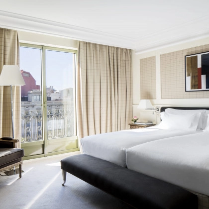 00-hotel-majestic-habitacion-deluxe-paseo-de-gracia-related-2025.jpg